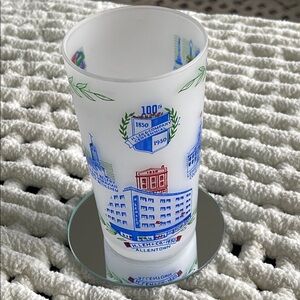 Vintage Commemorative Glass with City Landmarks. 6 in x 2 3/4 in width. 1950.EUC
